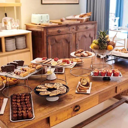 Hotel Maison Des Ambassadeurs La Rochelle (Charente-Maritime)