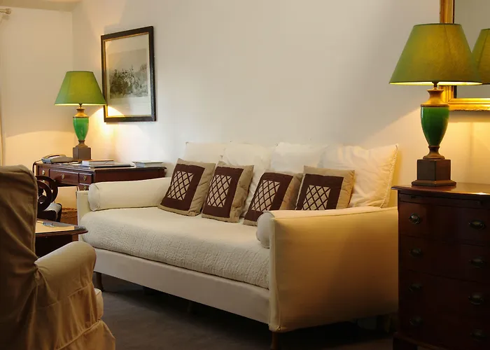 Maison Des Ambassadeurs