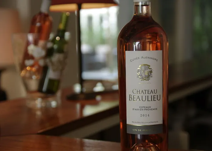 Maison Des Ambassadeurs ホテル