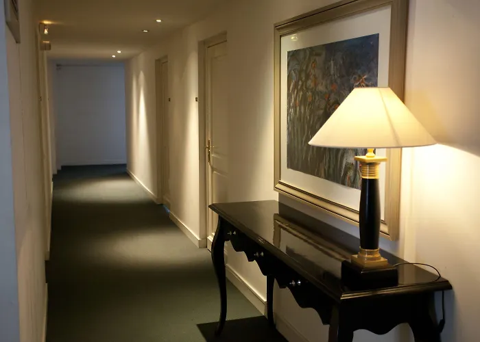 Maison Des Ambassadeurs ラ・ロシェル