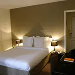 Maison Des Ambassadeurs 5*