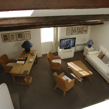 Maison Des Ambassadeurs 5* Ла-Рошель