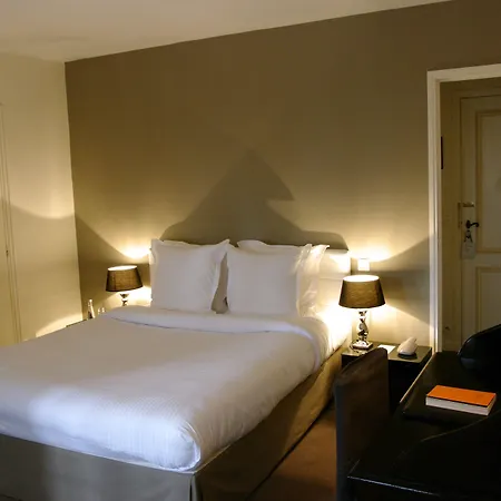 Maison Des Ambassadeurs, A Small Luxury 5*