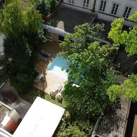 ホテル Maison Des Ambassadeurs 5*