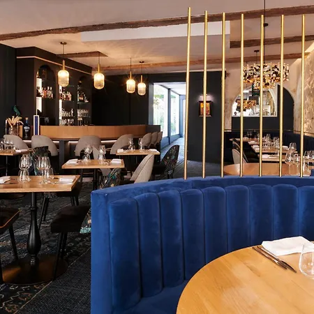 Maison Des Ambassadeurs 5* ラ・ロシェル
