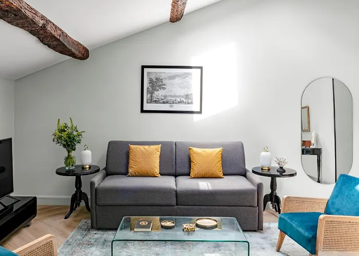 Maison Des Ambassadeurs 5* La Rochelle (Charente-Maritime)