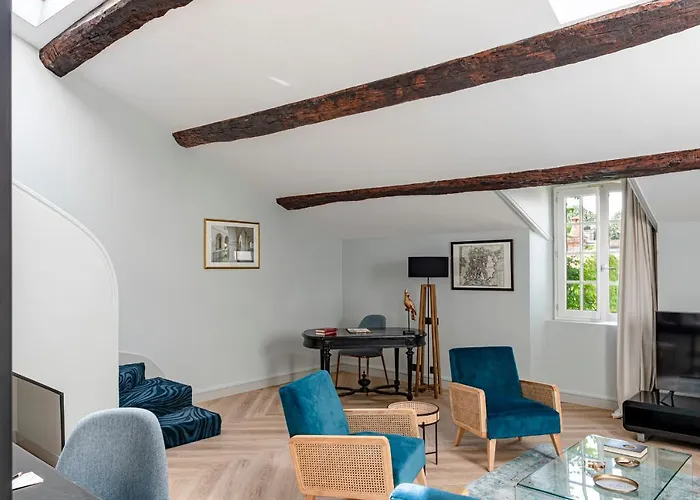 Maison Des Ambassadeurs