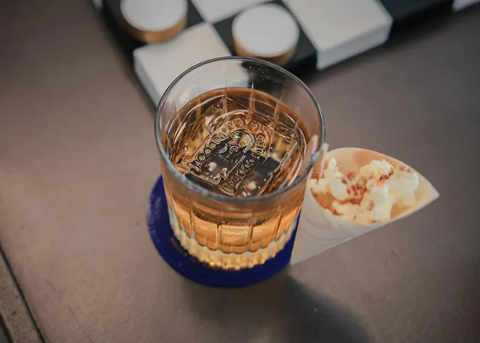 Hotel Maison Des Ambassadeurs La Rochelle (Charente-Maritime)