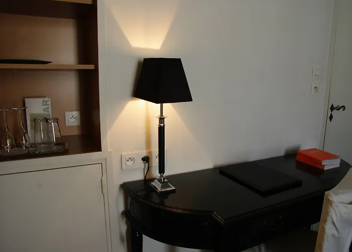 Maison Des Ambassadeurs 5* 拉罗歇尔