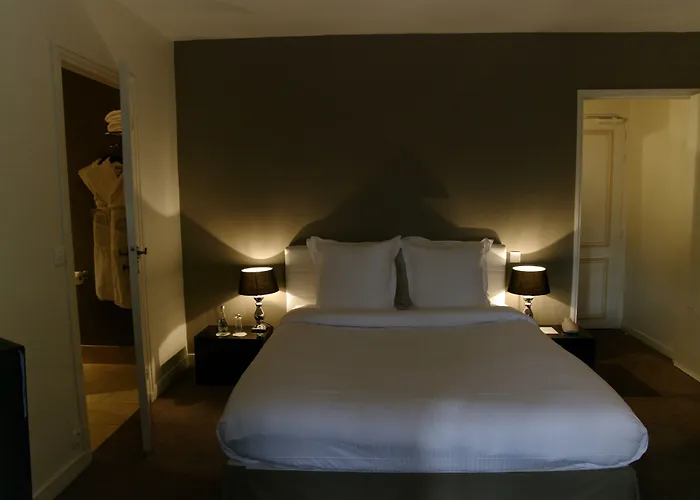 Maison Des Ambassadeurs Hotel La Rochelle (Charente-Maritime)