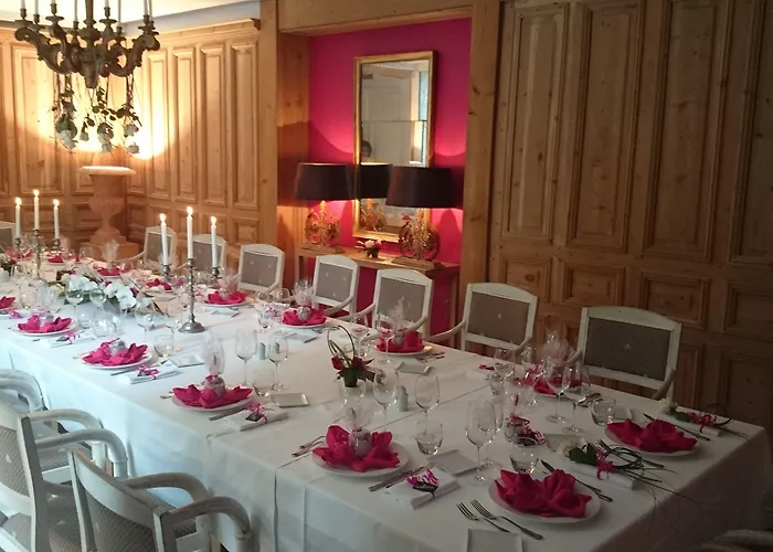 Maison Des Ambassadeurs 5*