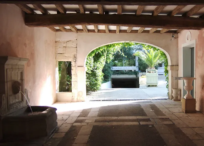 Maison Des Ambassadeurs Hotel La Rochelle (Charente-Maritime)